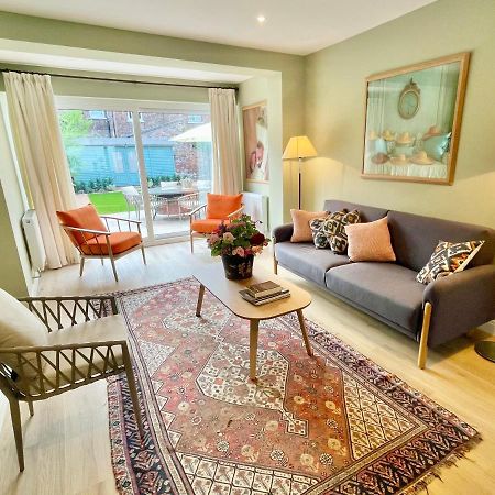 Central Townhouse With Free Off Road Parking And Garden York Kültér fotó